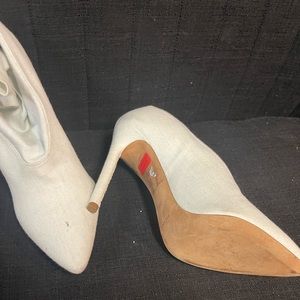 Season 4 Yeezy booties